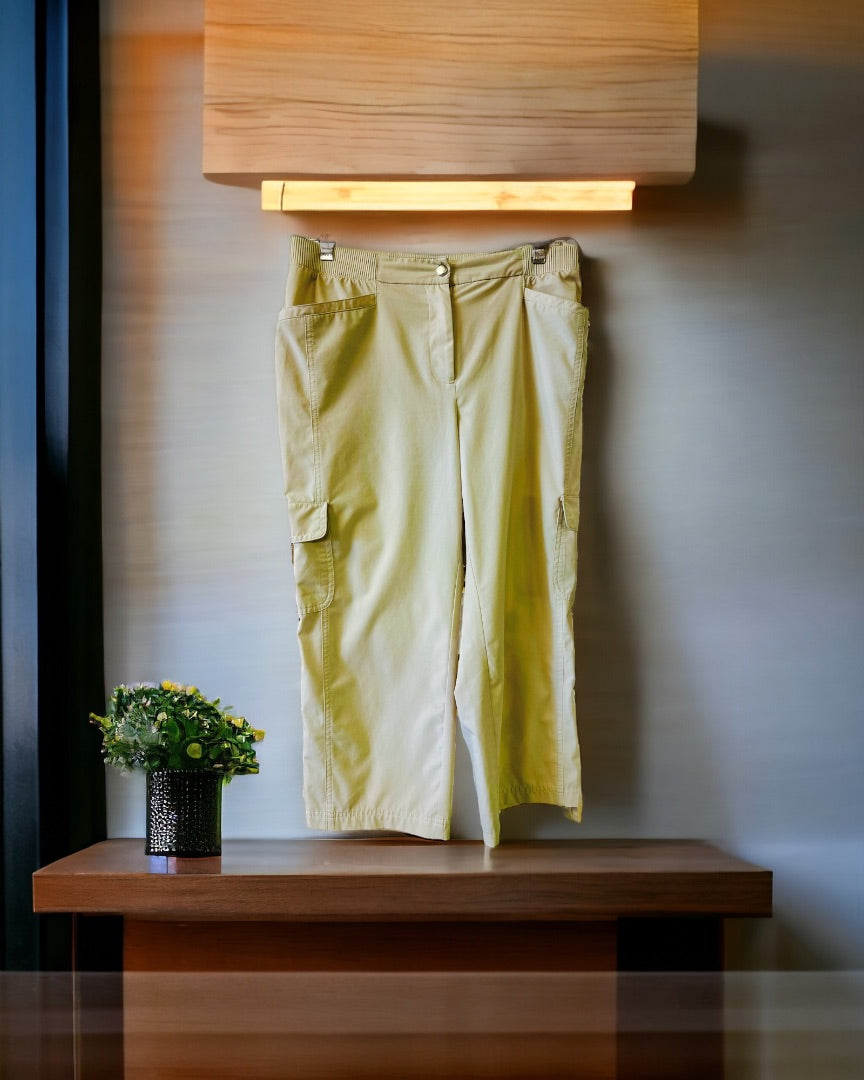 Zenergy by Chicos Capris,Khaki, 1