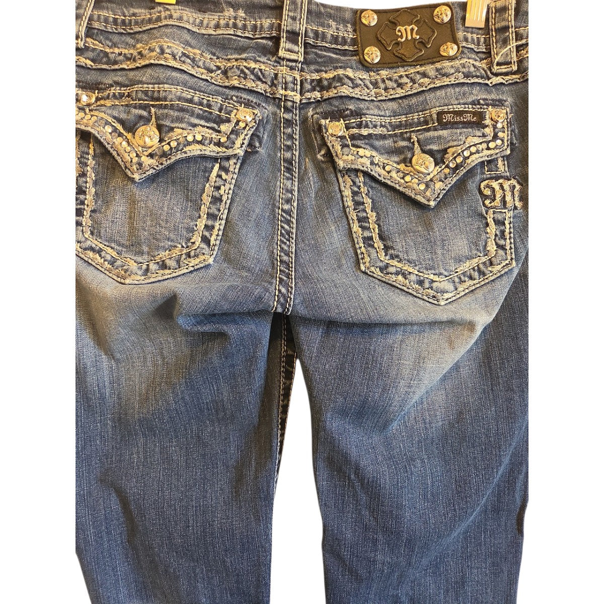 Miss Me Jeans Size 27 Blue Denim Capris Embellished Back Pockets - Image 3