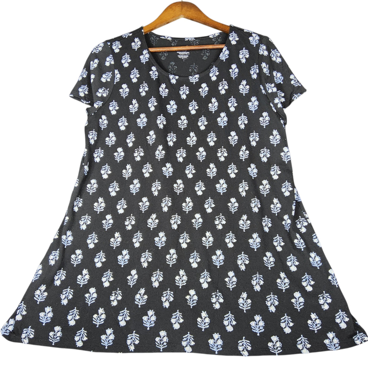 J.Jill Pure Jill Scoop-Neck Elliptical Tee Black Floral Print - Image 1