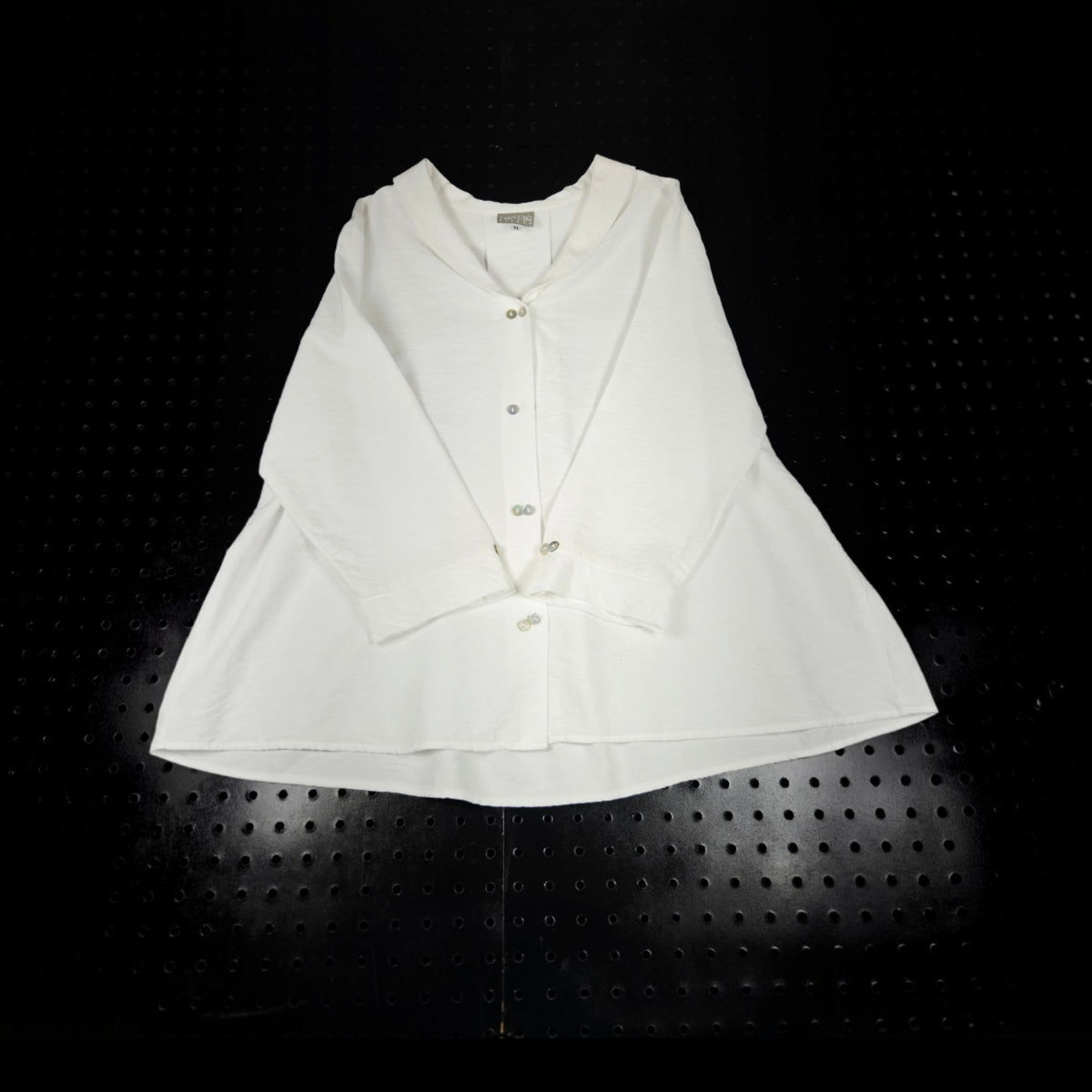 Niche Nilgun Derman Button-Front Blouse XL White Shawl Collar - Image 2