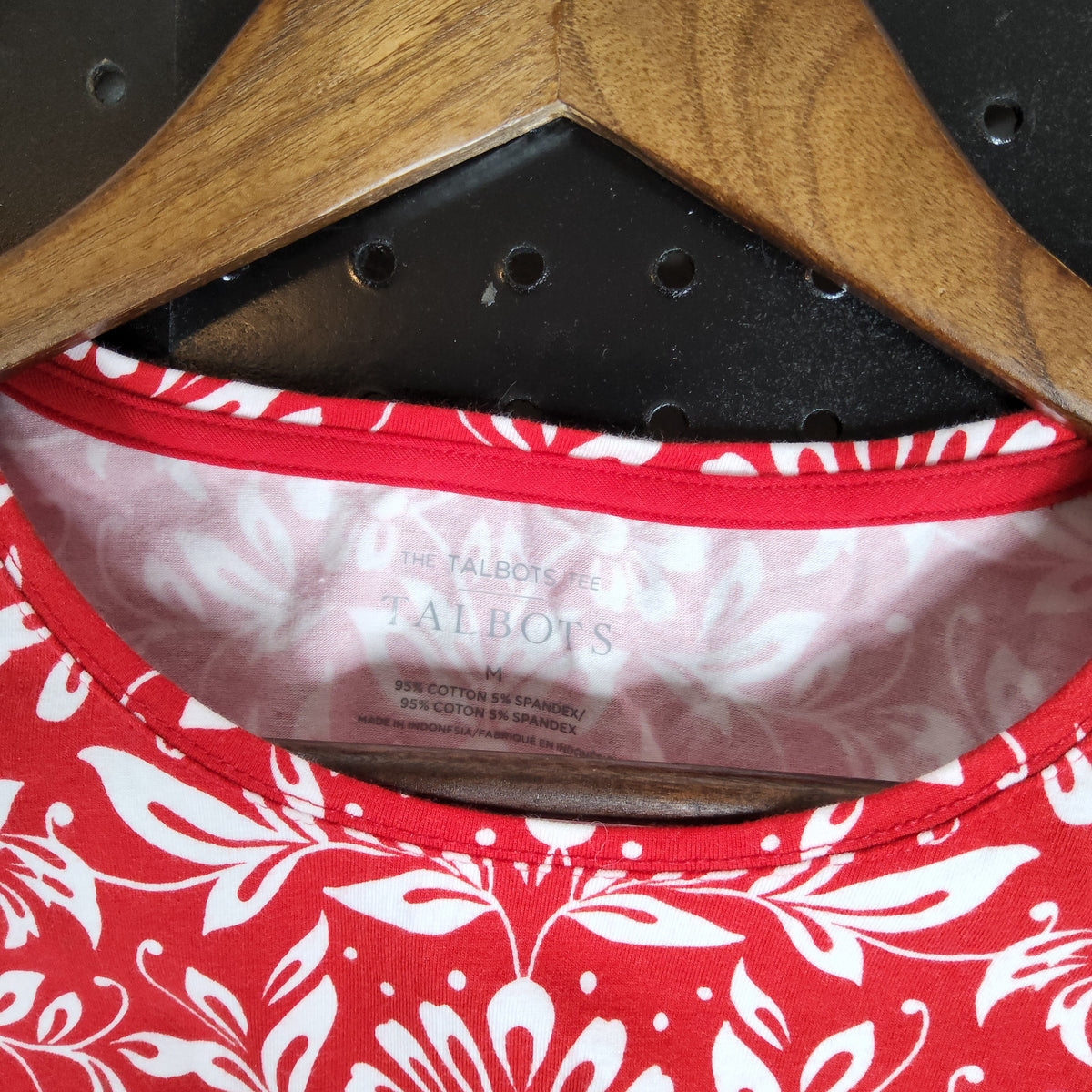 Talbots The Talbots Tee Red White Floral Long Sleeve Top Size M - Image 3